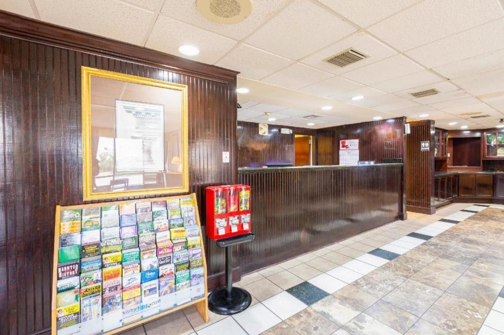 Oyo Hotel Baton Rouge Mid City Ngoại thất bức ảnh