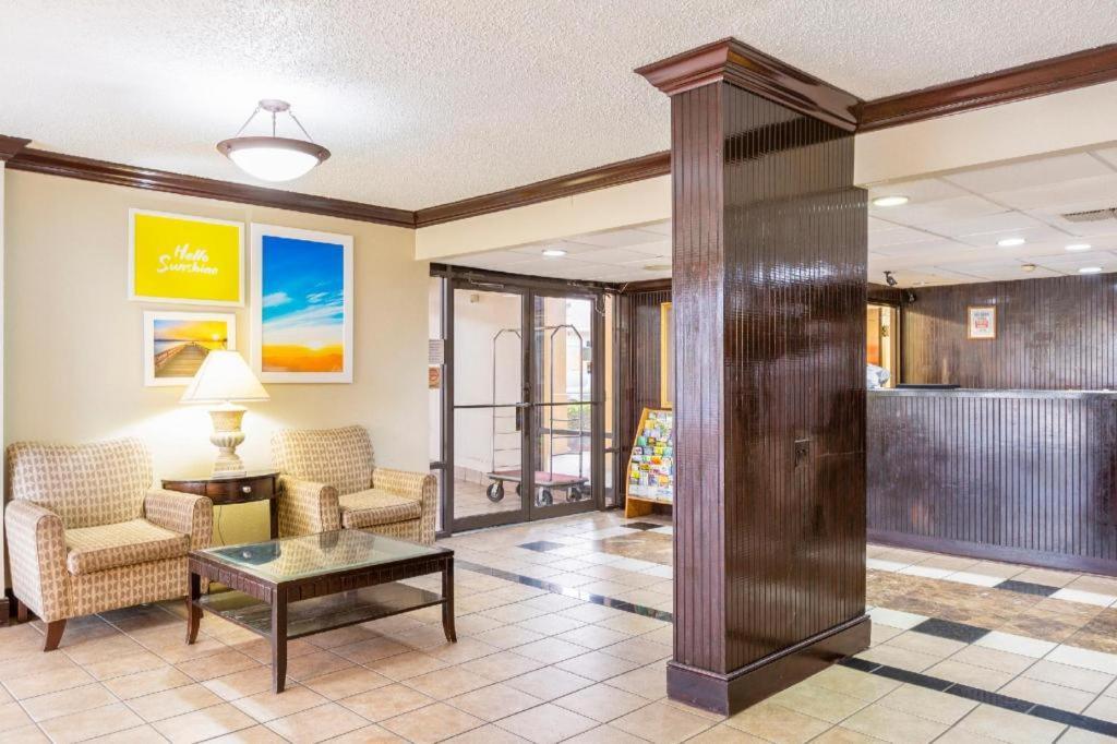 Oyo Hotel Baton Rouge Mid City Ngoại thất bức ảnh